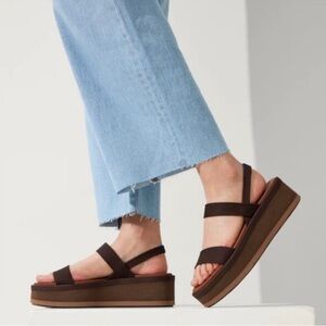 Rothys The Lightweight Wedge Sandal
